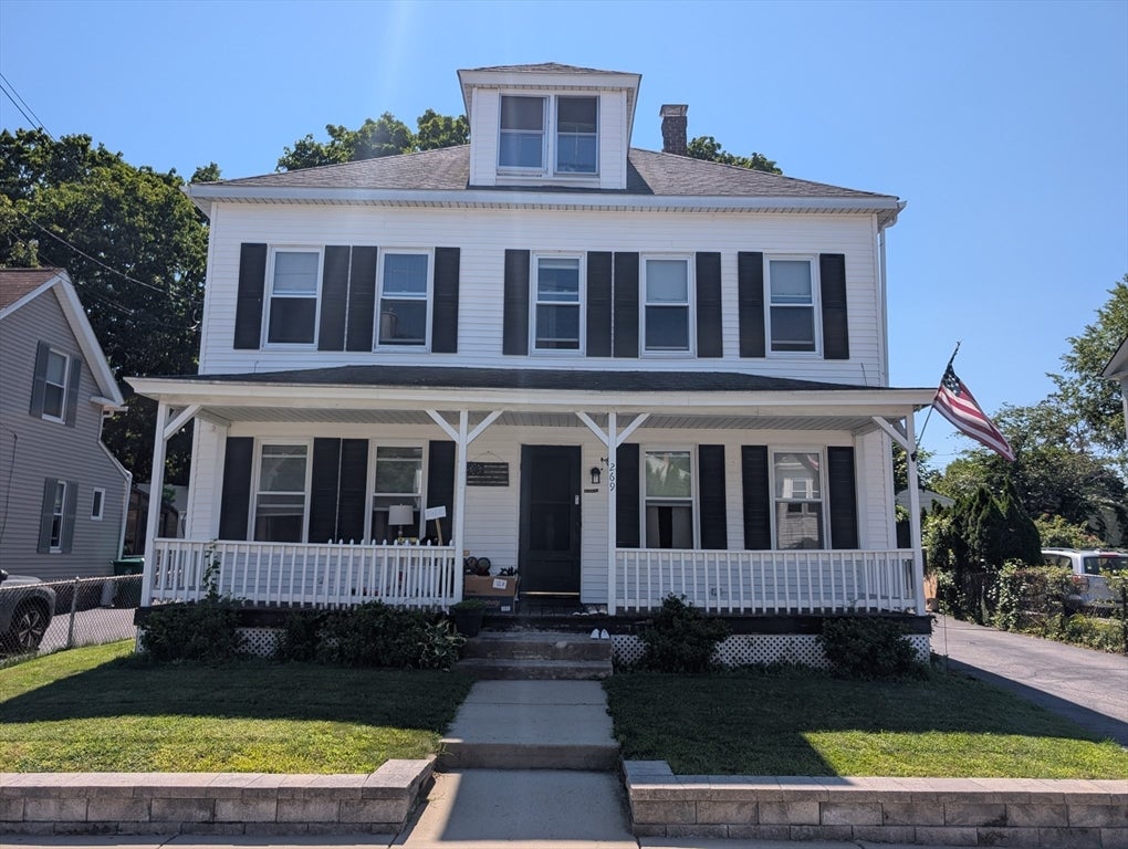 269 Oak St, Clinton, MA Photo #1