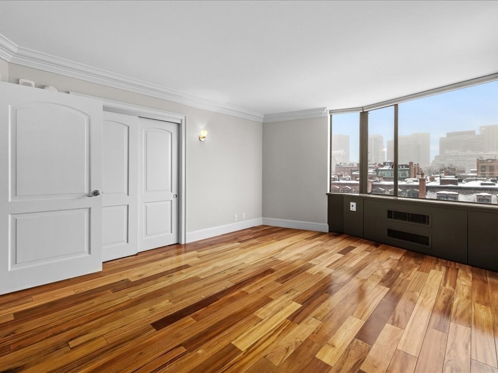 330 Beacon Street 85C