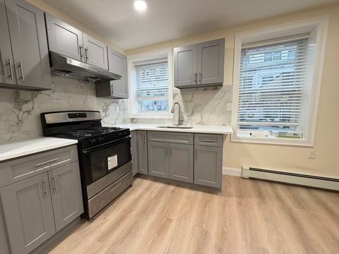Photo of 17 Hudson St #2, Boston, MA 02111 (MLS # 73464949)