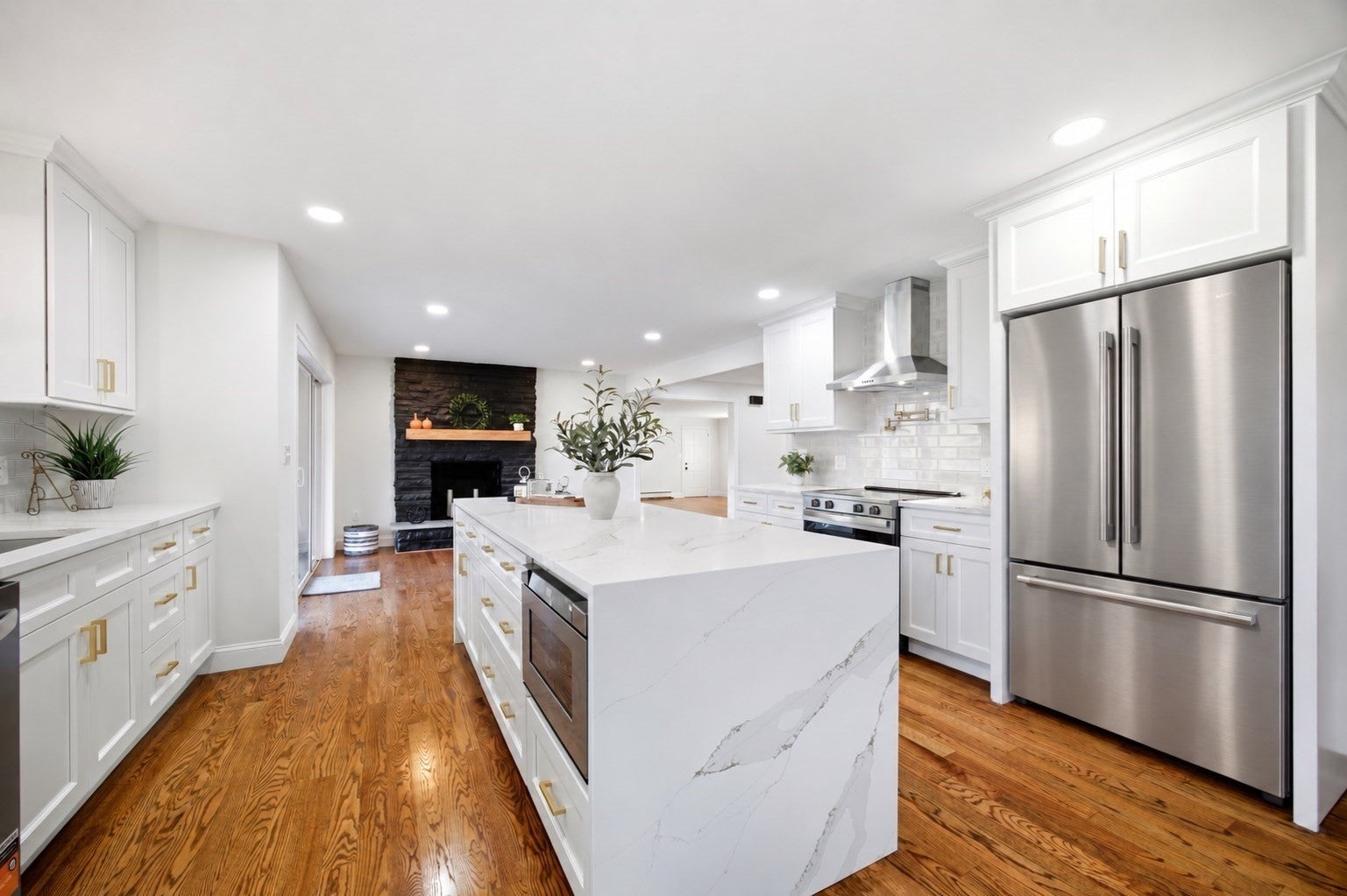 126 Barry St, Agawam, MA, 126 Barry St, Agawam, MA Photo #10