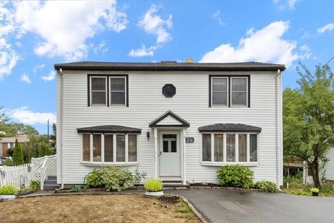 Photo of 9 Summit Ave, Saugus, MA 01906 (MLS # 73519676)