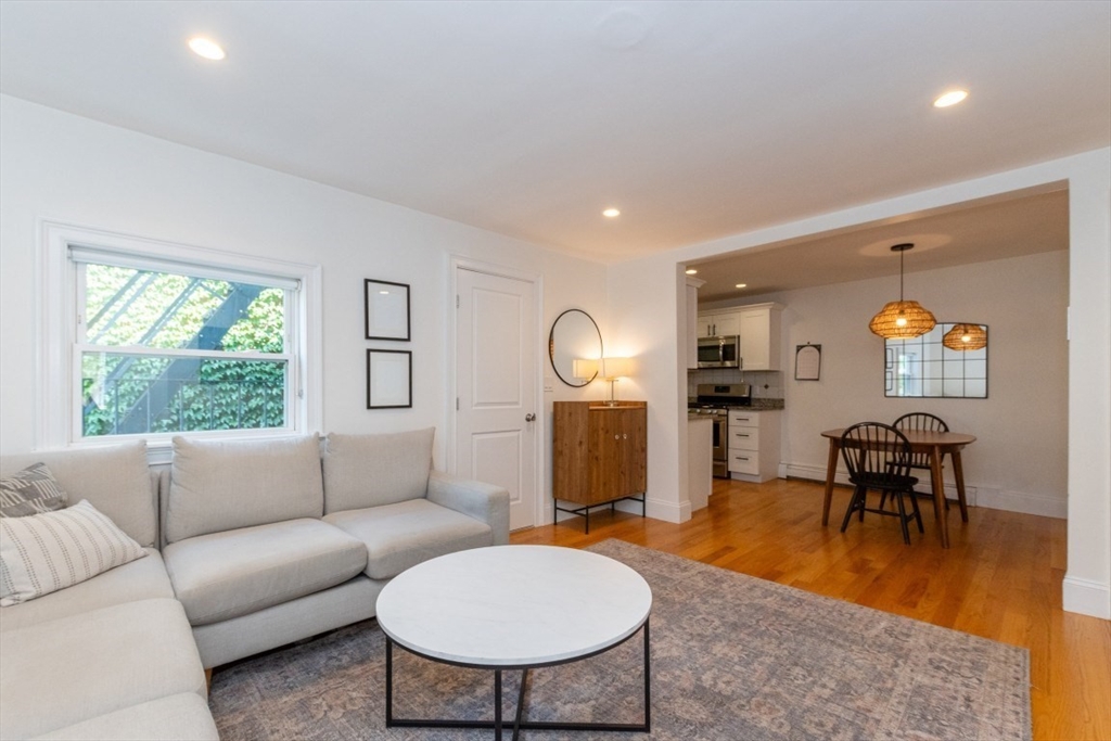 12 Salem Street Ave 2