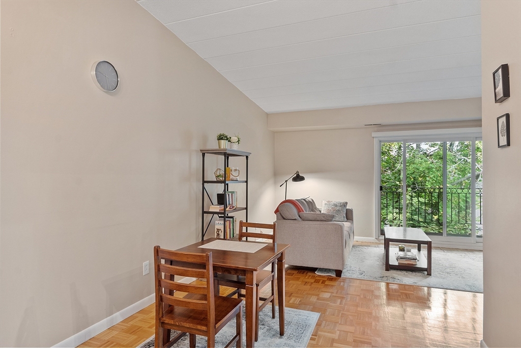 300 Tremont Street 14