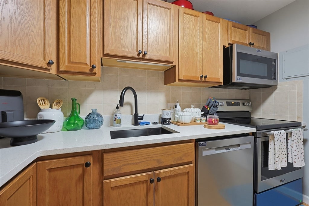23 Erick Rd #20, Mansfield, MA, 23 Erick Rd #20, Mansfield, MA Photo #14