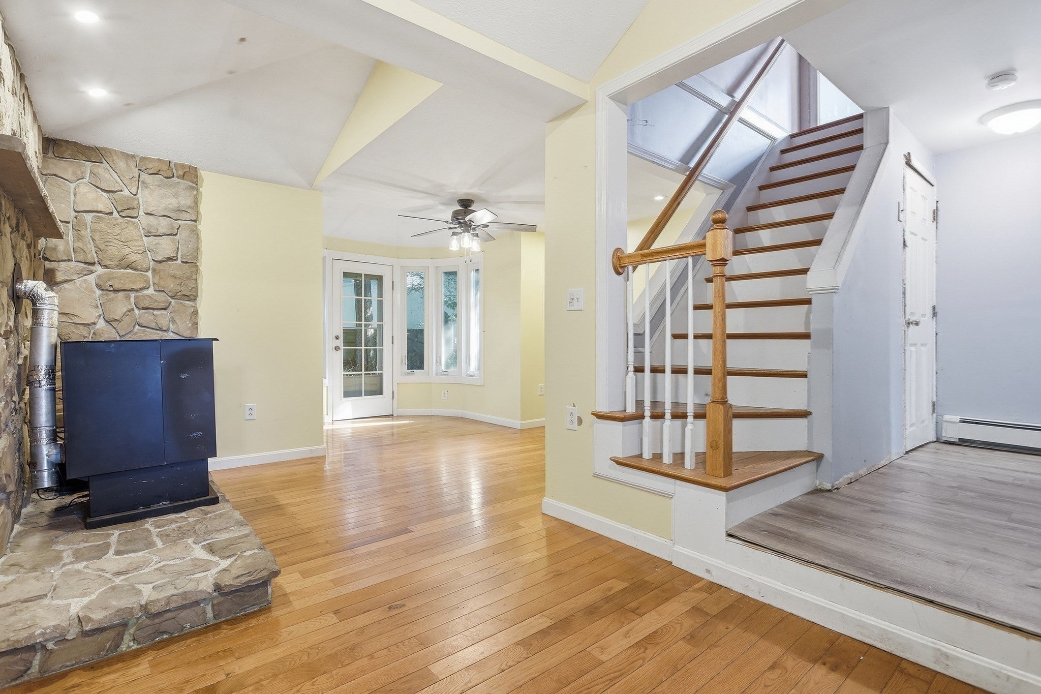 141 Long Pond Dr, Dracut, MA, 141 Long Pond Dr, Dracut, MA Photo #15