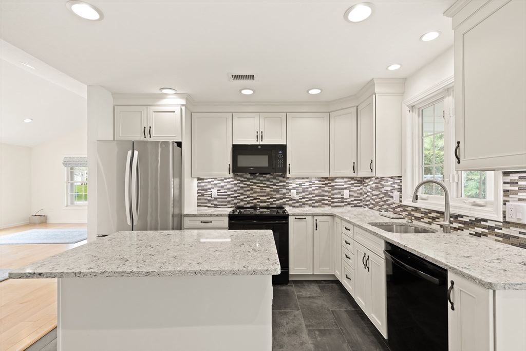 27 Kathleen Grant Rd