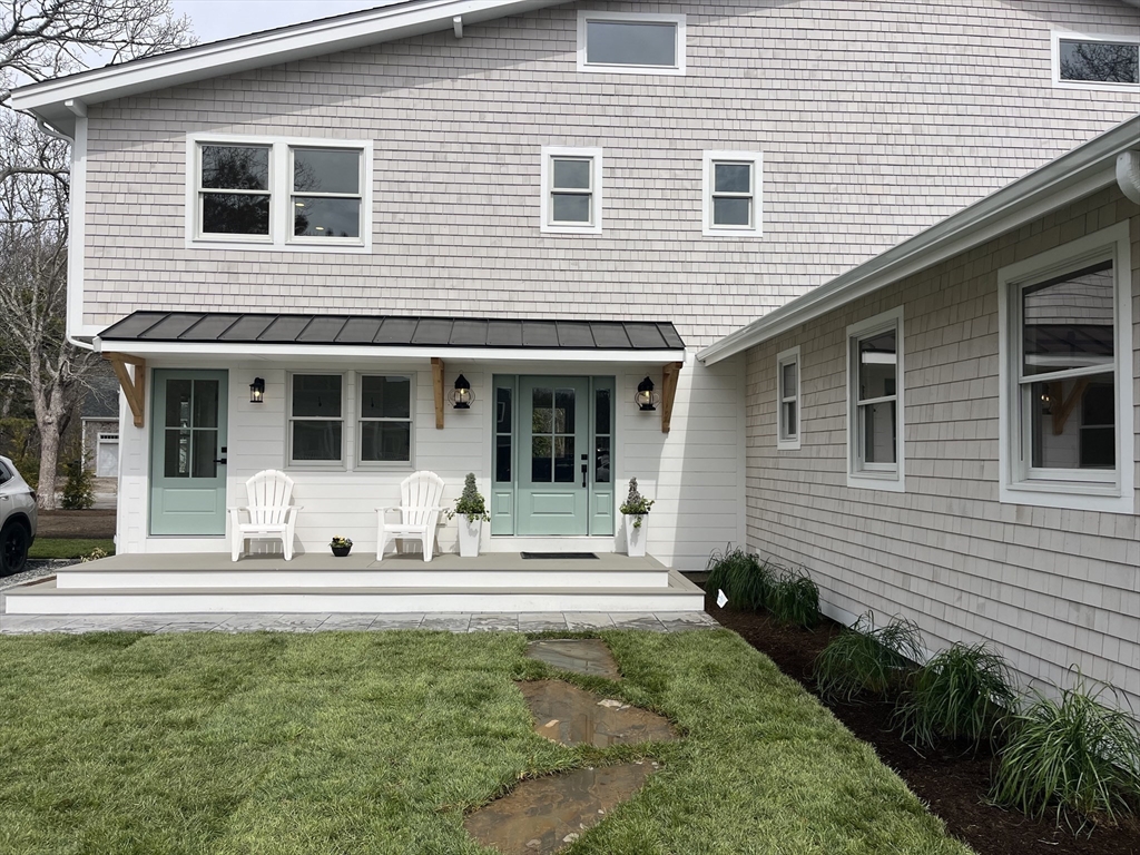 531 Menauhant Rd