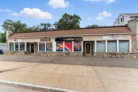 672-676 Dickinson St Springfield MA 01108