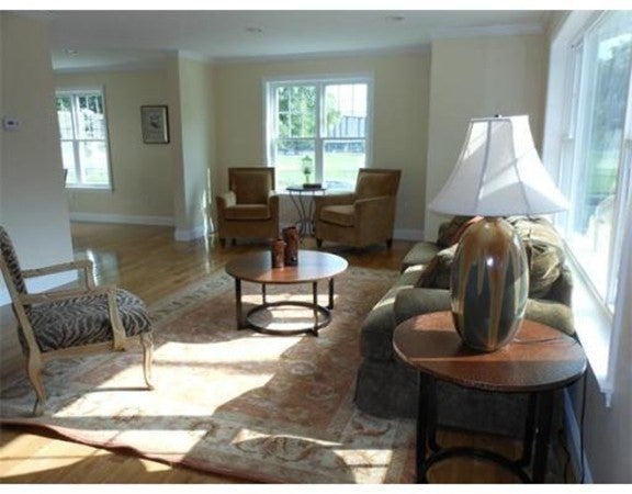 3 Oakley Rd #3, Watertown, MA, 3 Oakley Rd #3, Watertown, MA Photo #3