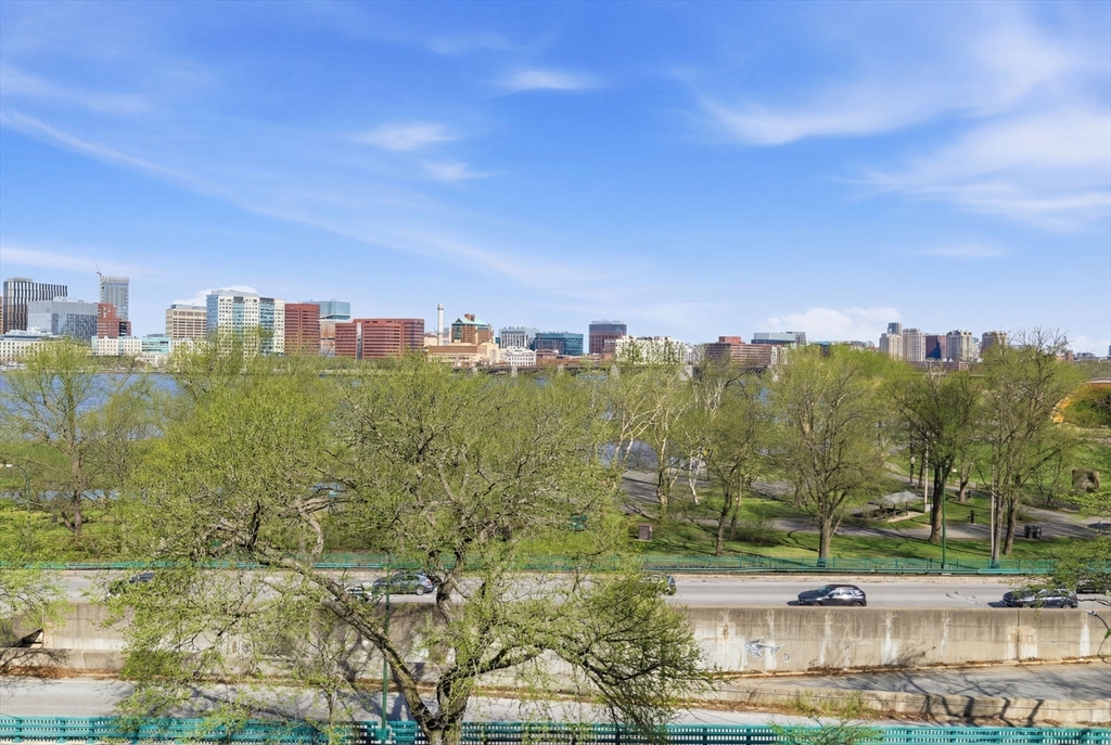 122 Beacon Street 5