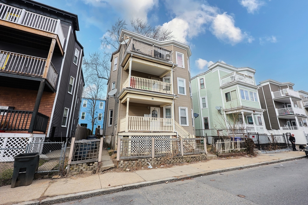 39 Torrey St 1