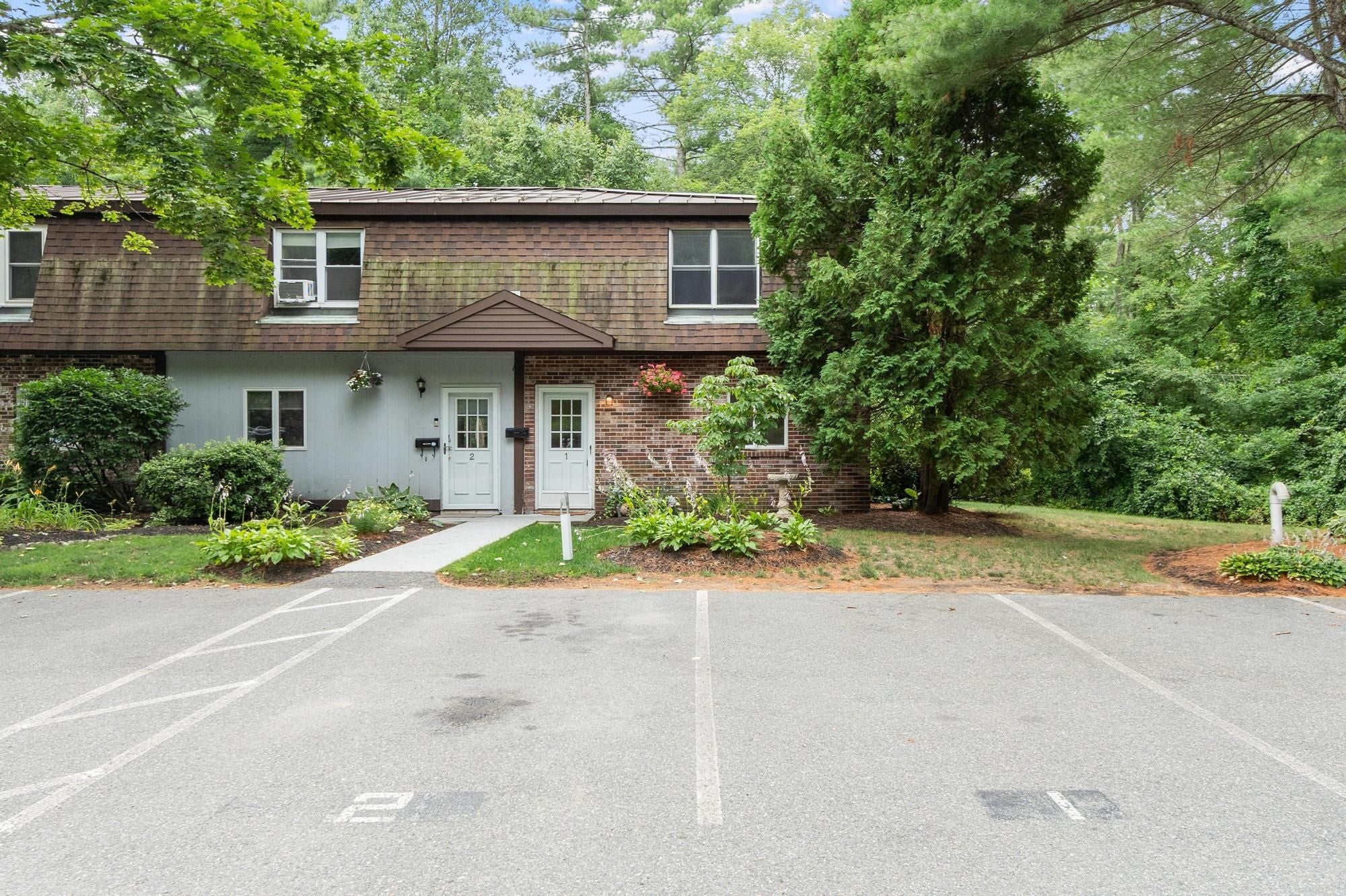 20 Lawrence Rd 1