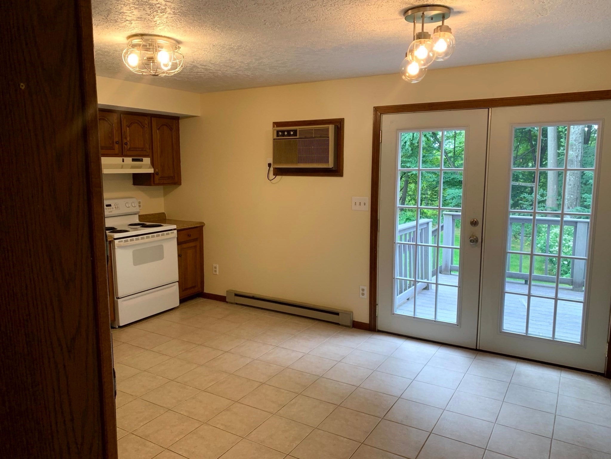 283 Fuller Rd #T, Chicopee, MA Photo #6
