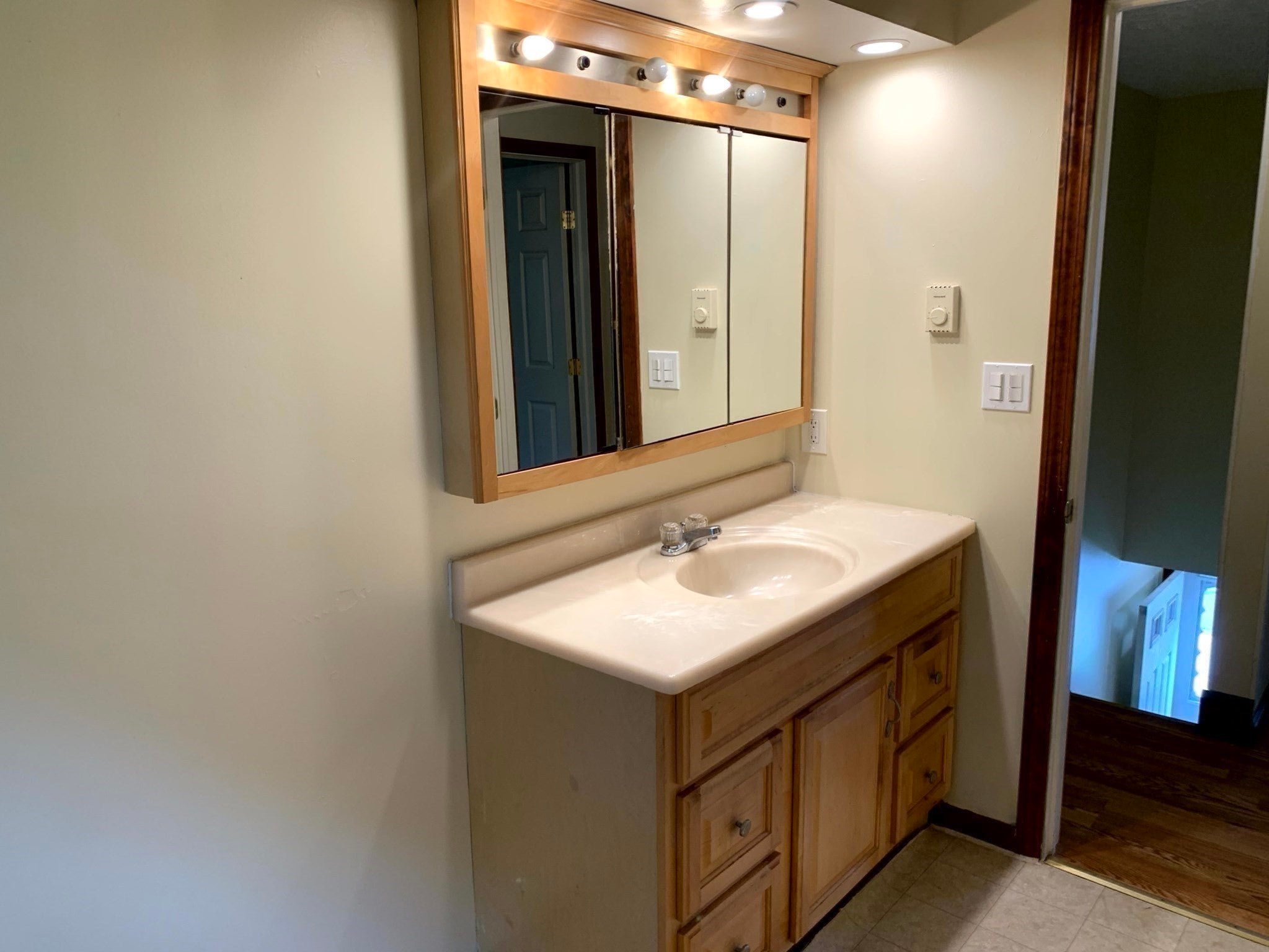 283 Fuller Rd #T, Chicopee, MA Photo #12