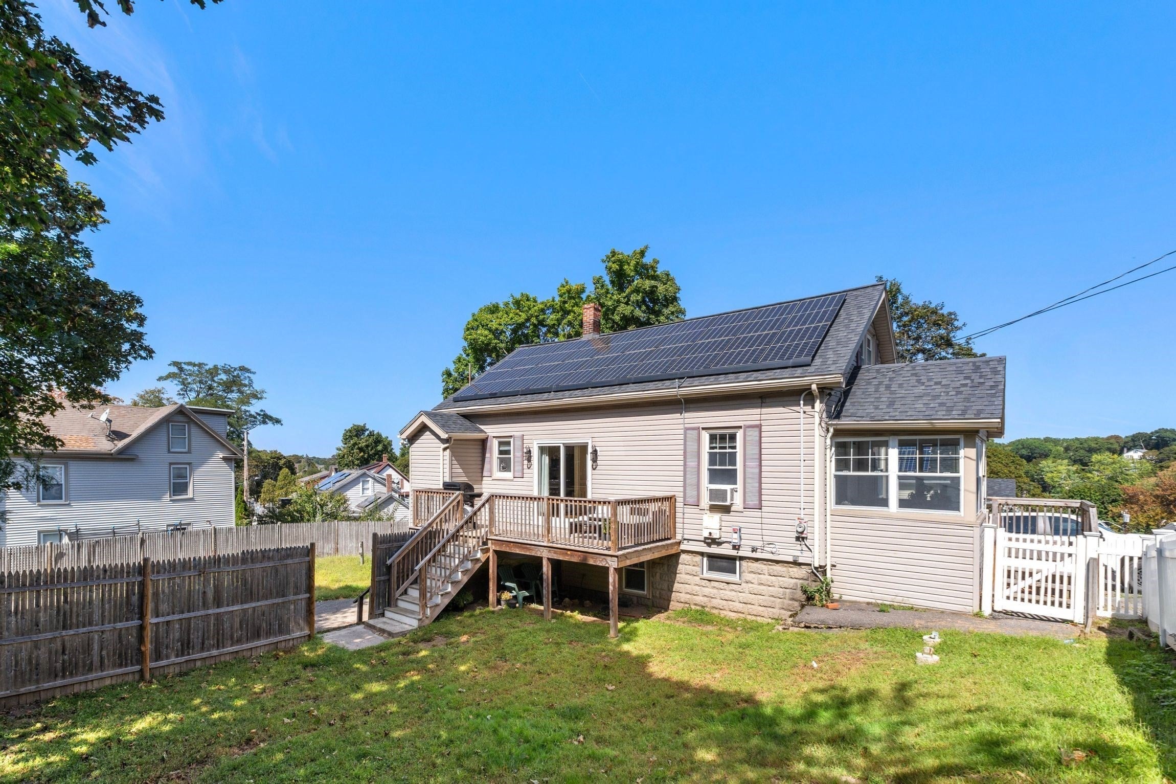 11 Clifton Ave, Saugus, MA Photo #16