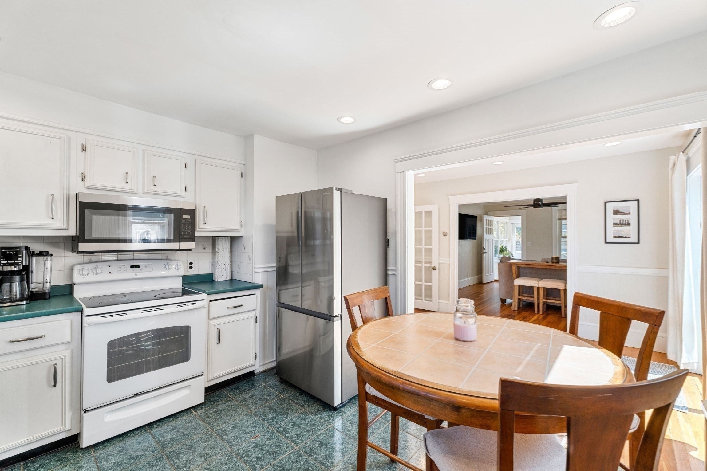 11 Clifton Ave, Saugus, MA Photo #7