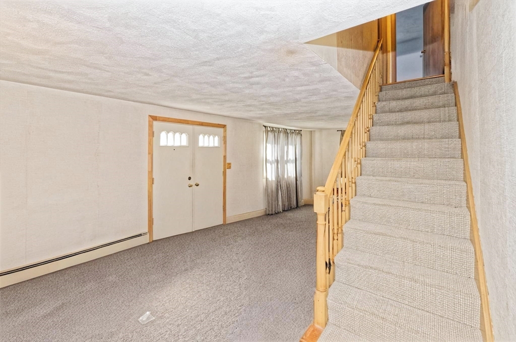 50 Juniper Ln
