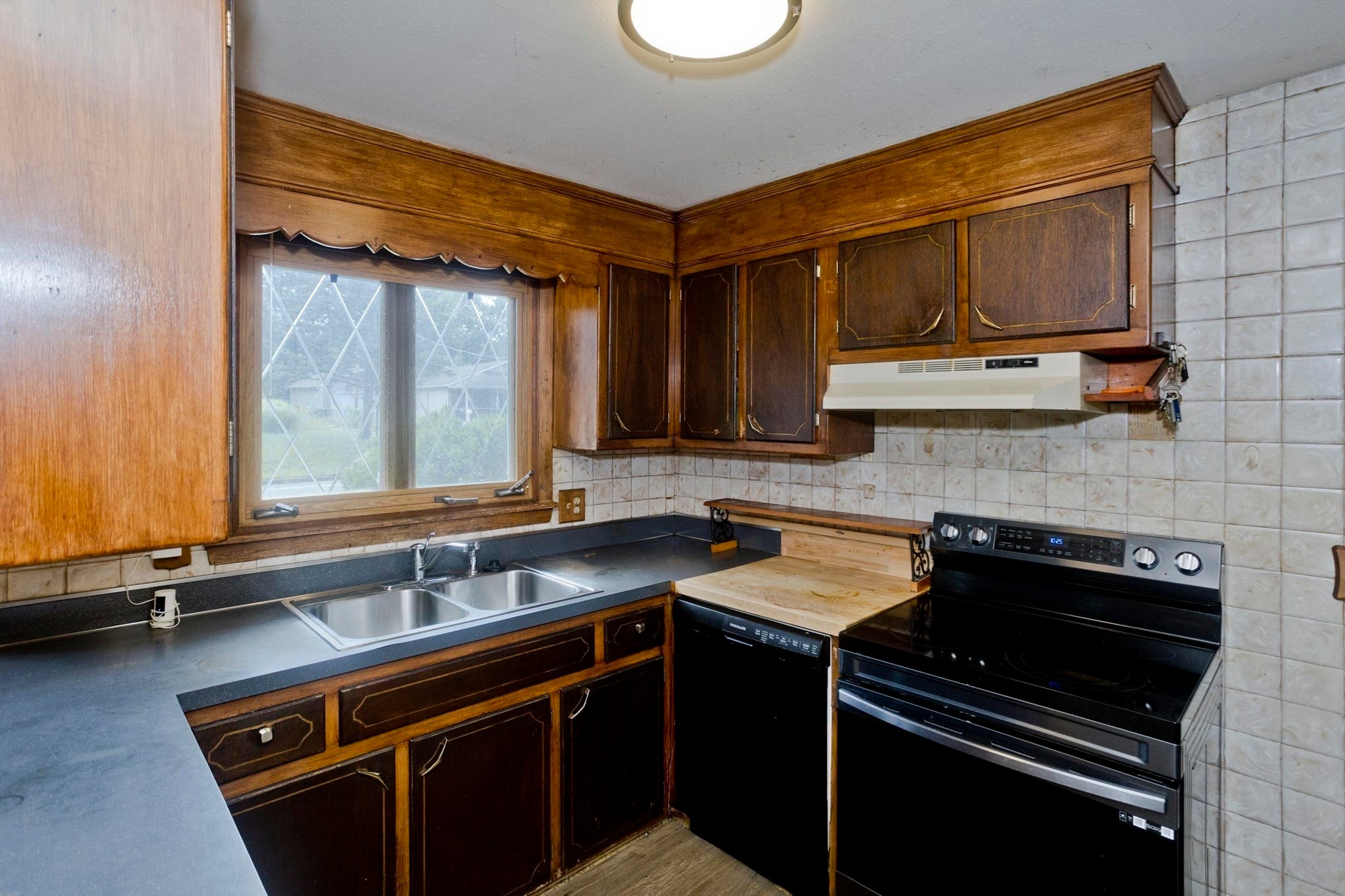 956 Granby Rd, Chicopee, MA, 956 Granby Rd, Chicopee, MA Photo #16