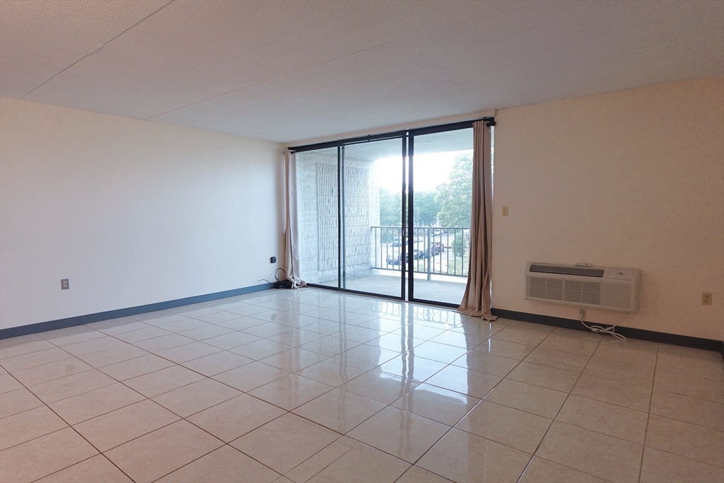 37 Skyline Drive 11