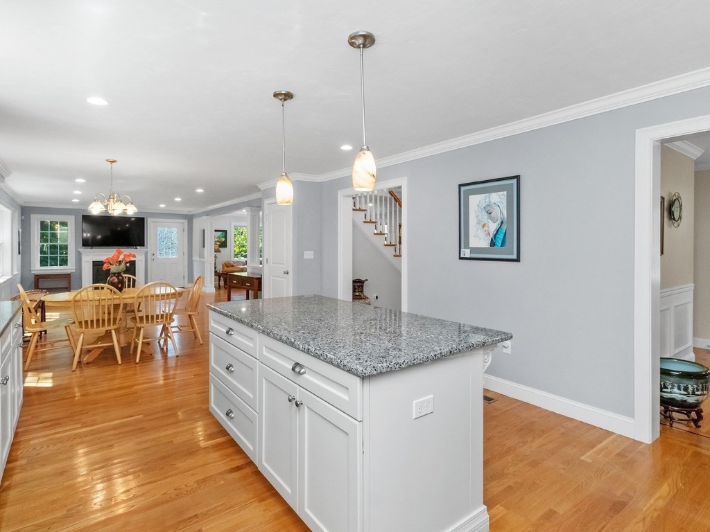 32 Lauricella Lane