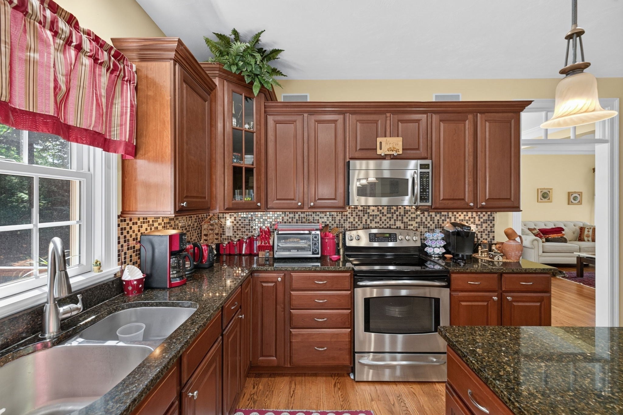 68 Raymond A Sampson Dr, North Attleboro, MA Photo #19