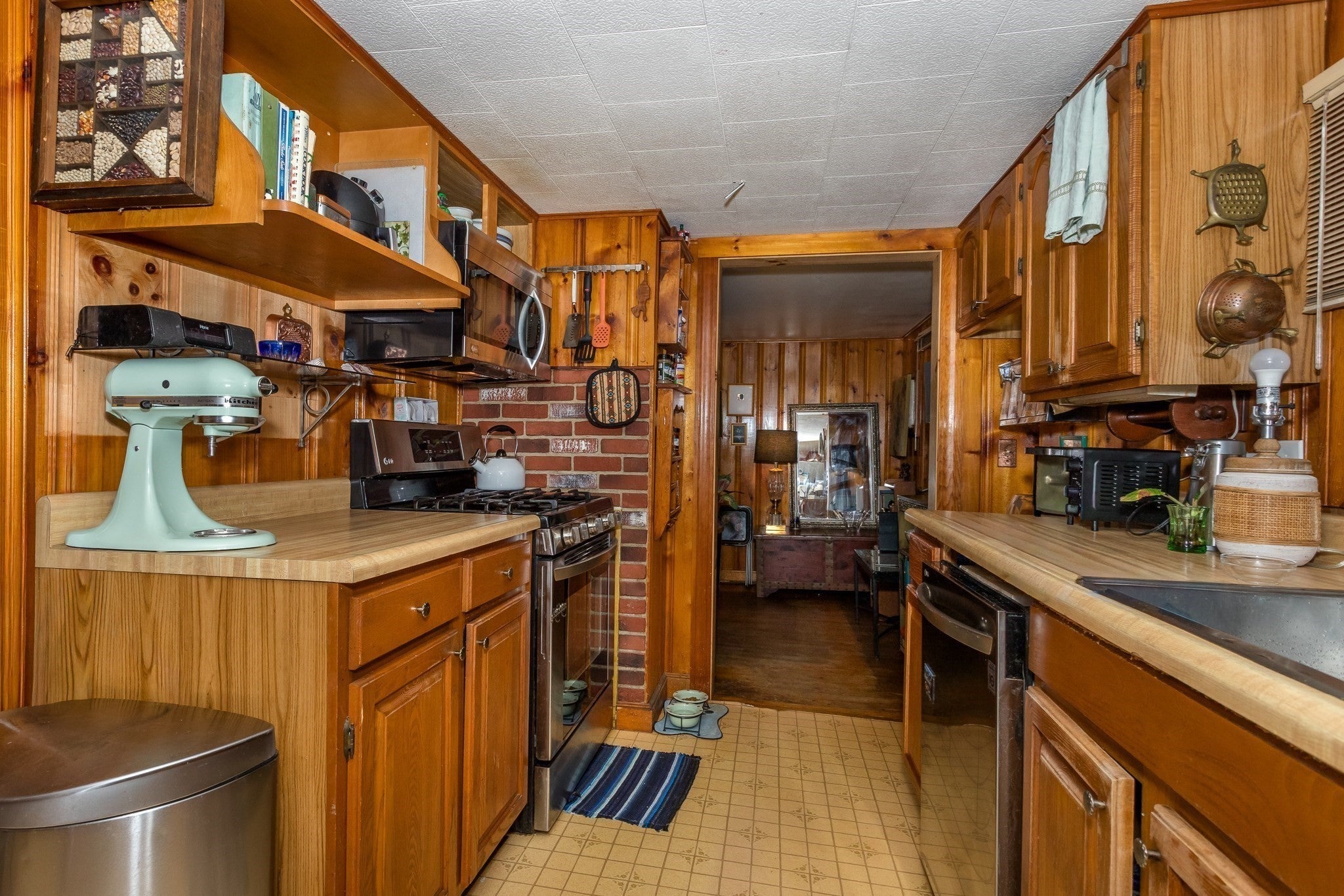 20 Crest Ave, Weymouth, MA, 20 Crest Ave, Weymouth, MA Photo #8
