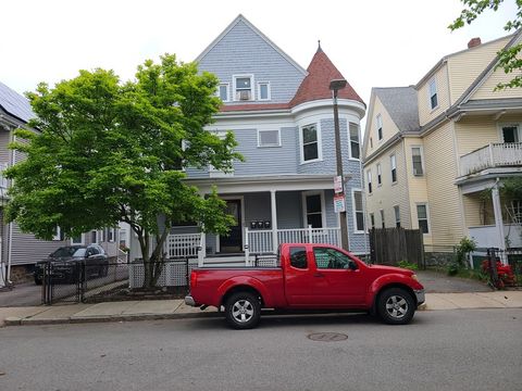 Photo of 10 Auckland St #1, Boston, MA 02125 (MLS # 73422158)