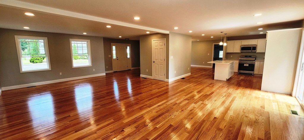 265 Center St