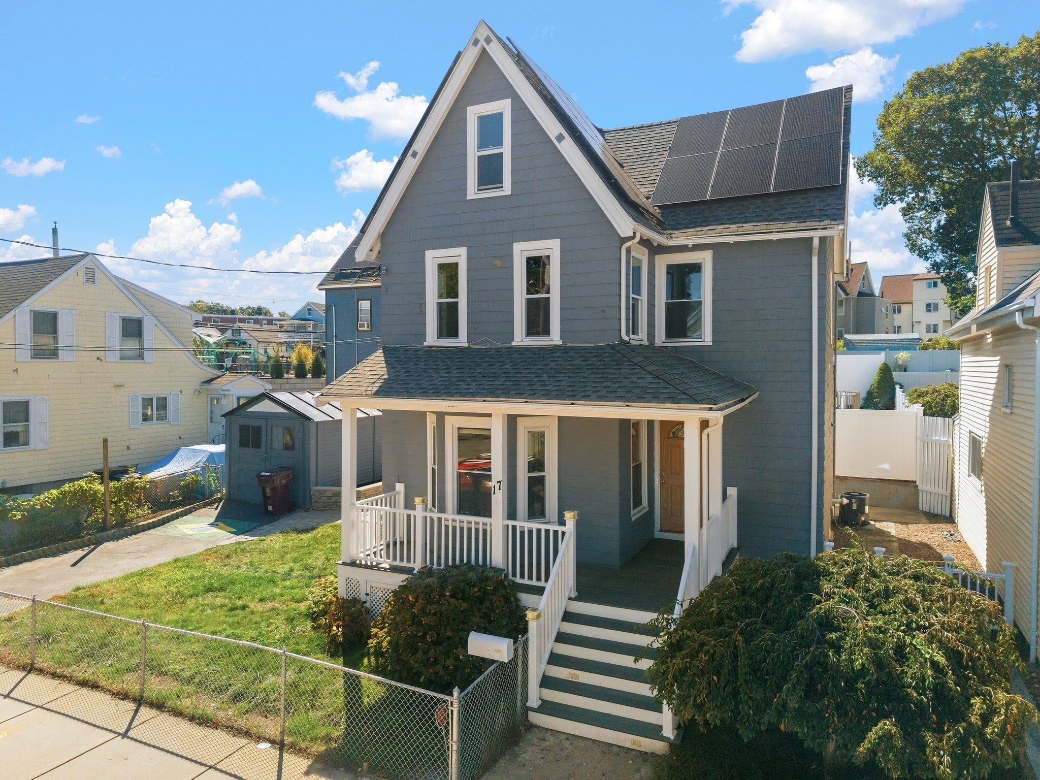 17 Estes St