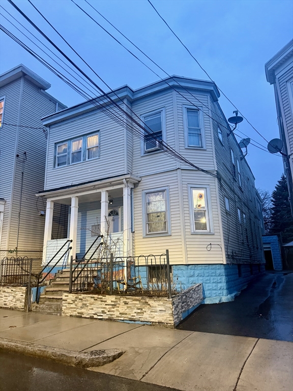 80 Maverick St