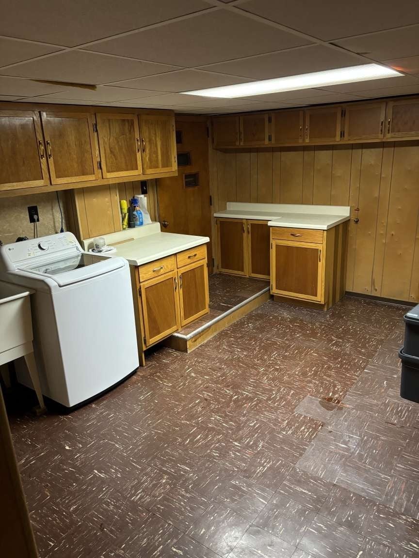 38 Cora Ave, Chicopee, MA Photo #13