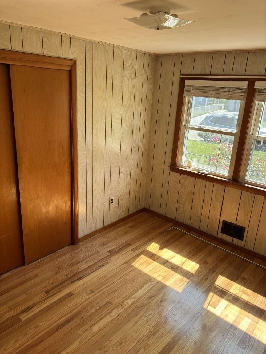 38 Cora Ave, Chicopee, MA Photo #9