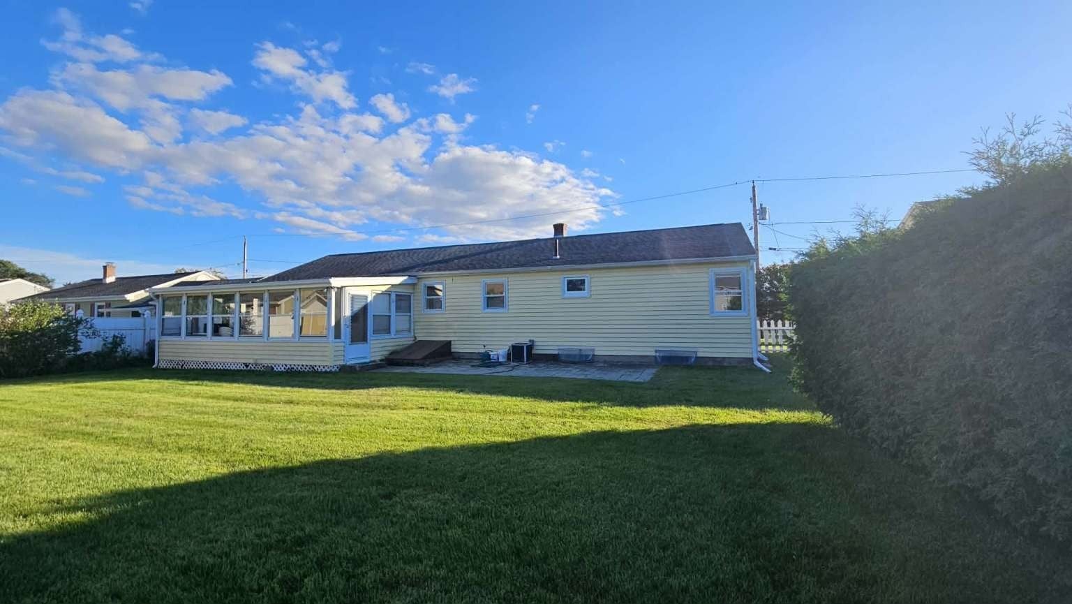 38 Cora Ave, Chicopee, MA Photo #19