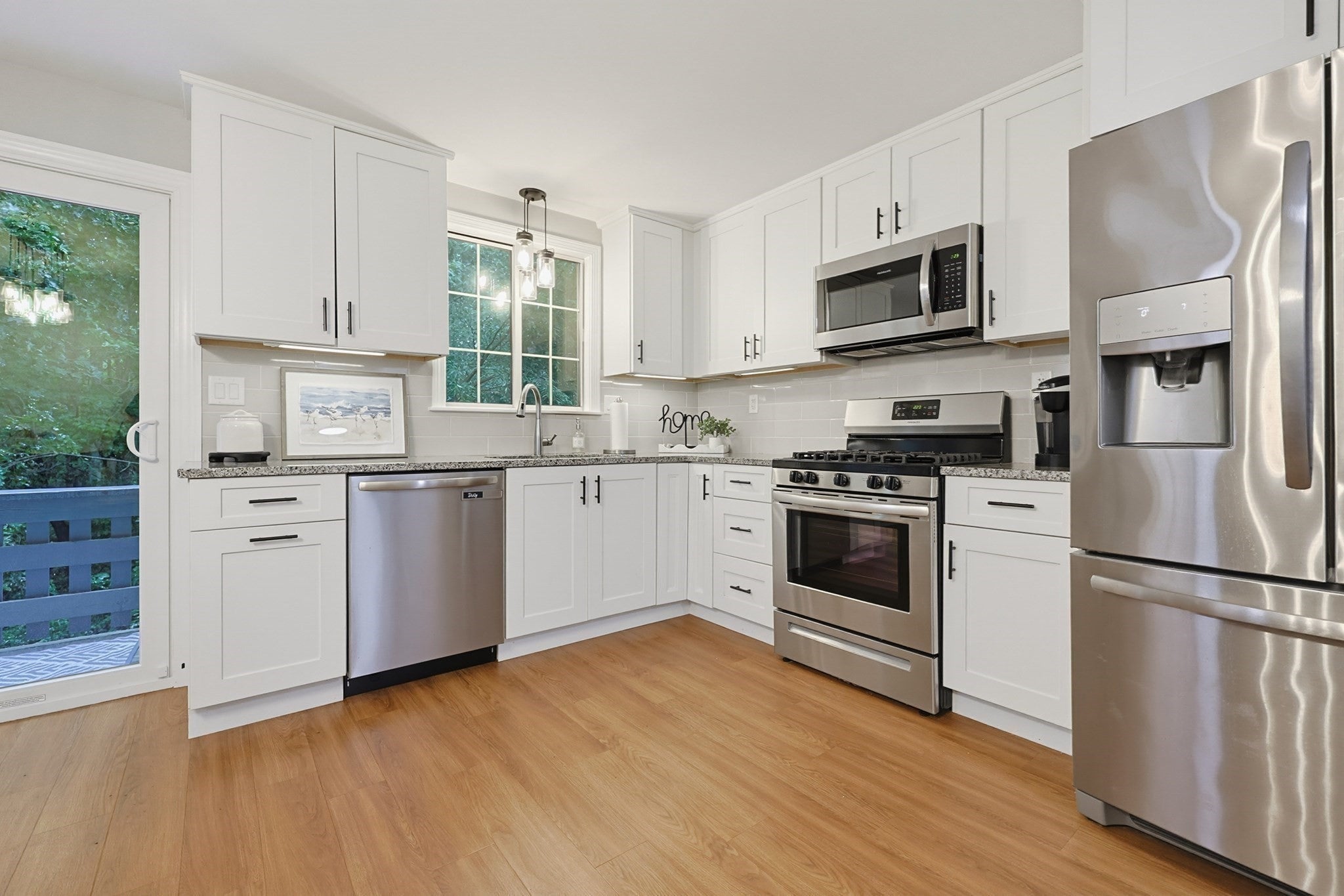 91 West Main St 3