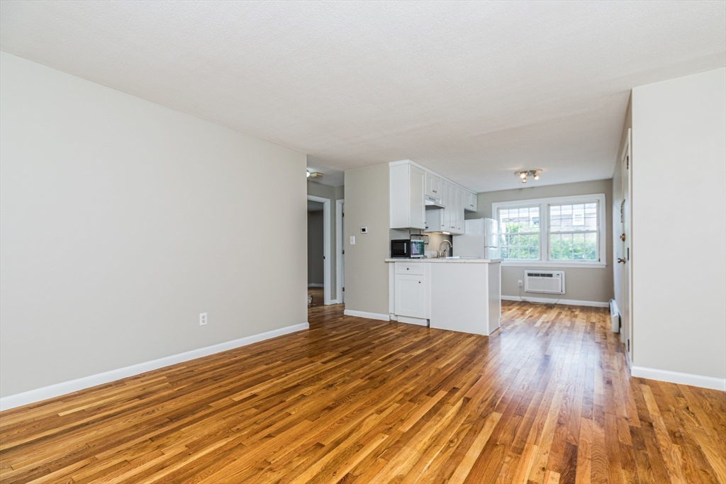 30 Danbury Dr 8