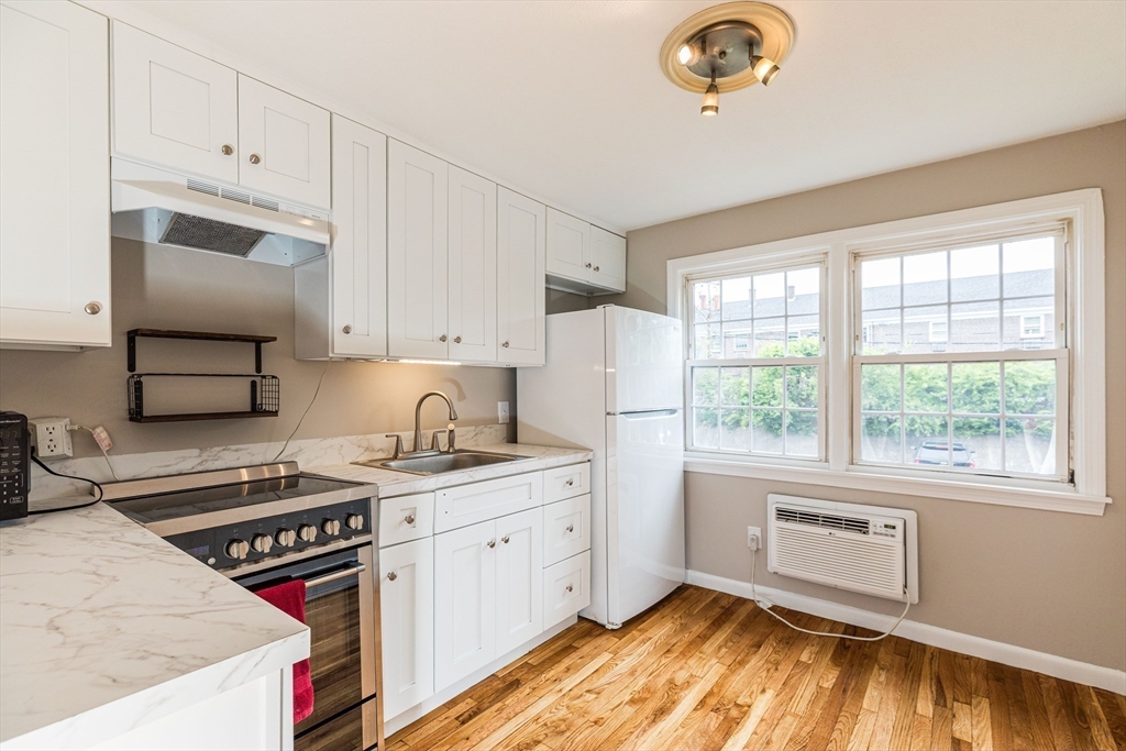 30 Danbury Dr 8