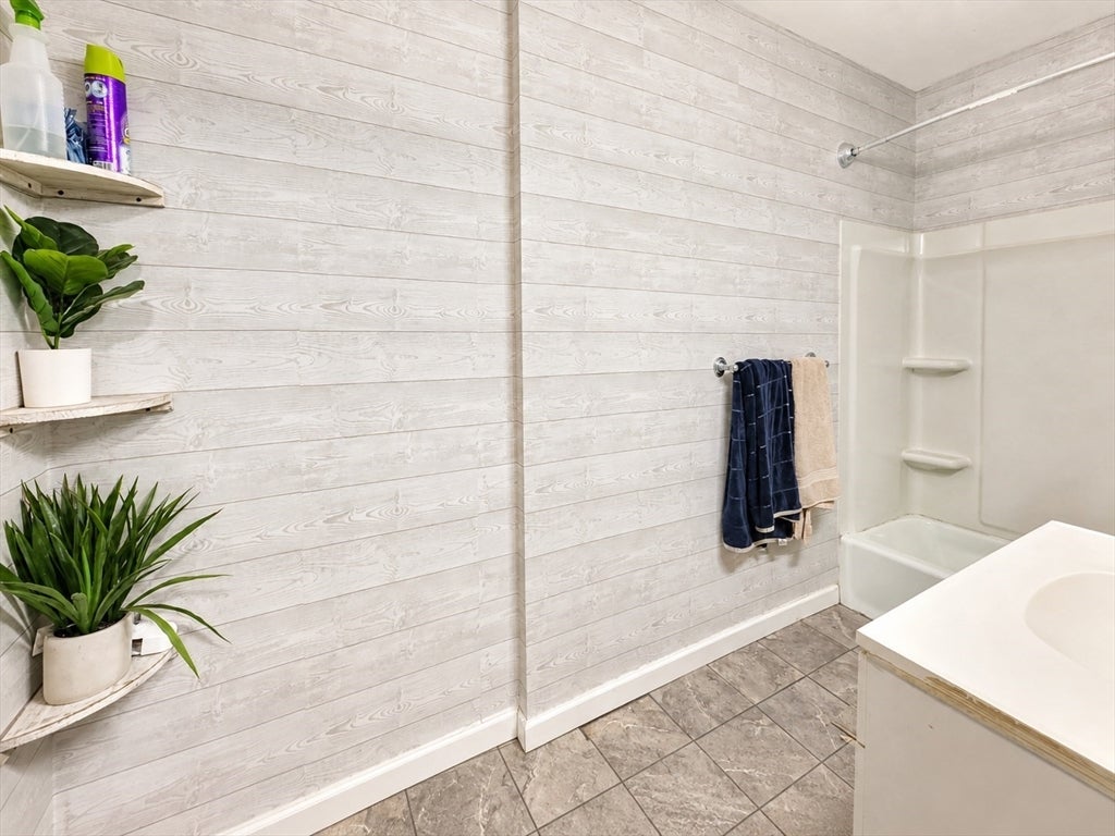 170 Highland St #311B, Taunton, MA Photo #13