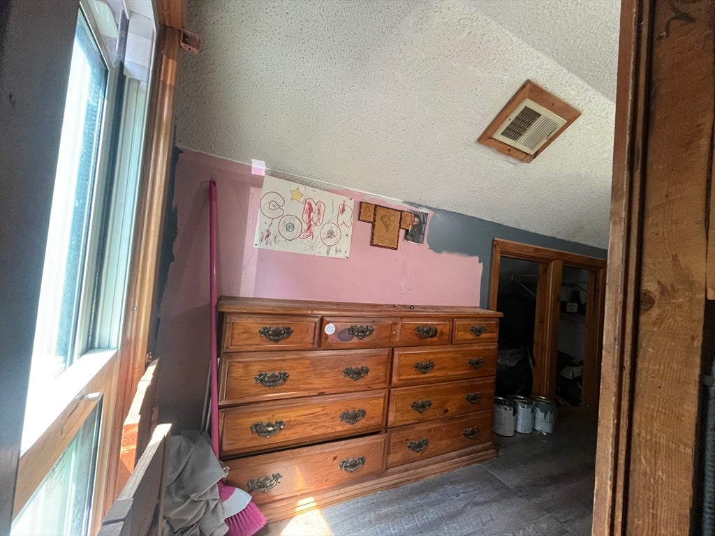 104 Balis St, Springfield, MA Photo #25