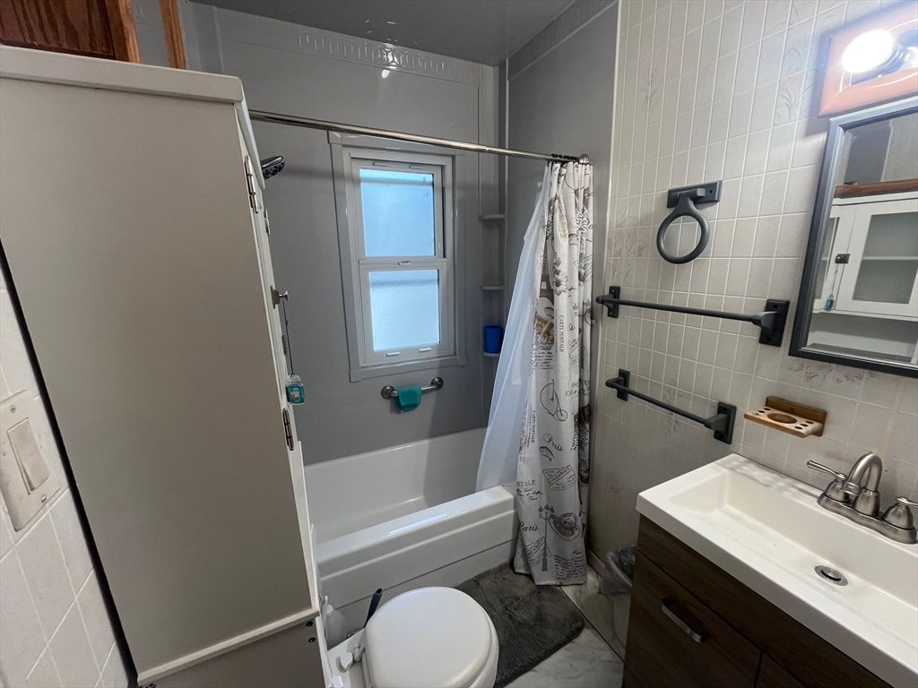 104 Balis St, Springfield, MA Photo #21