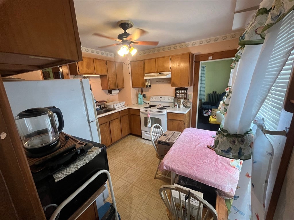 104 Balis St, Springfield, MA Photo #14