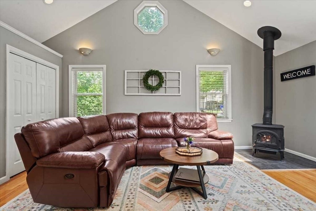 7 Caroline Dr, Milford, MA, 7 Caroline Dr, Milford, MA Photo #9