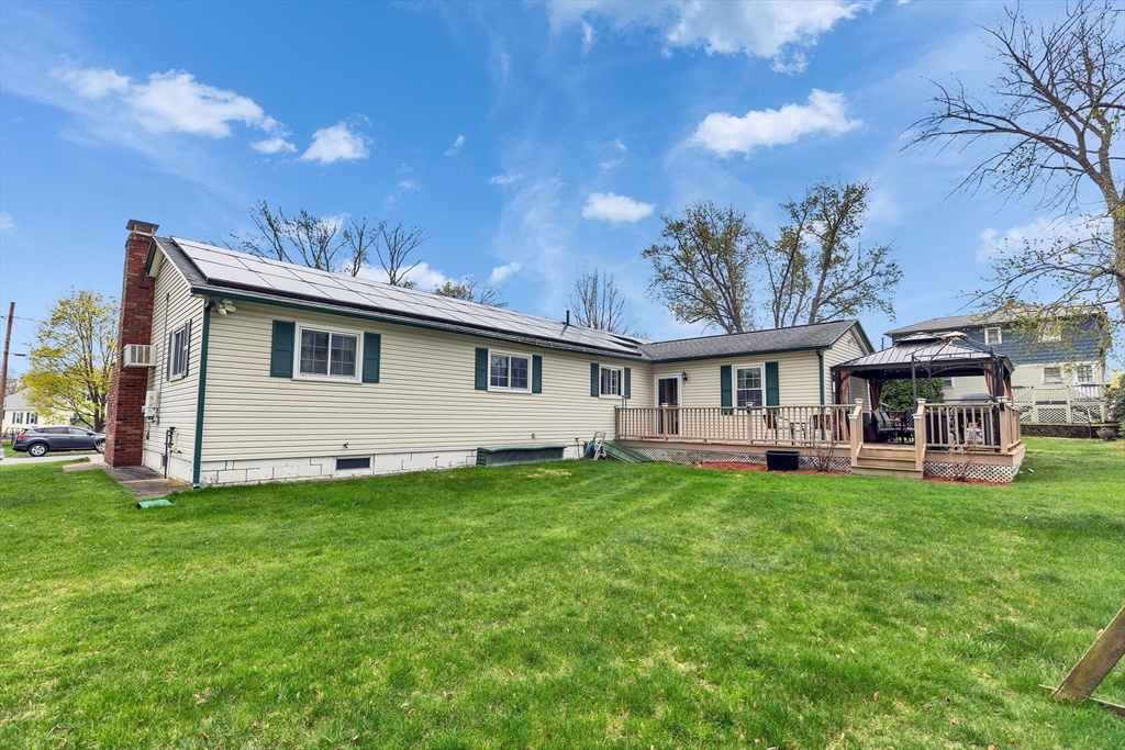 238 Emery Ave