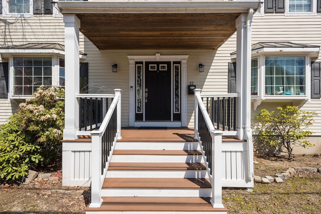 12 Waterloo St