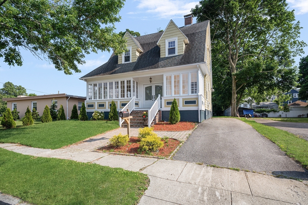 88 Wentworth Ave