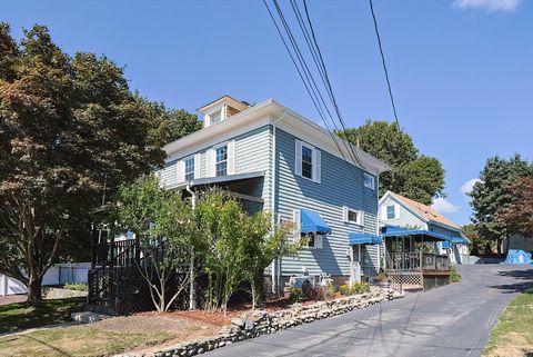 64 Smith St North Attleboro RI 02860