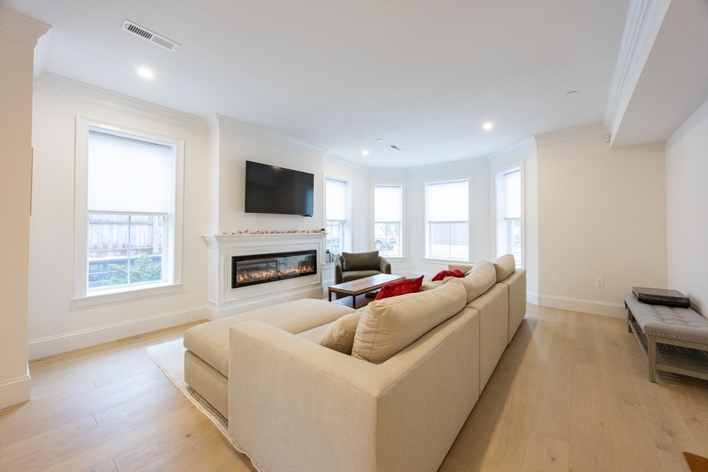 15 Raymond Street #A, Boston, MA Photo #12