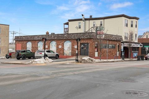 268-272 Rantoul St Beverly MA 01915