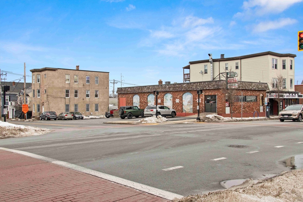 268-272 Rantoul St