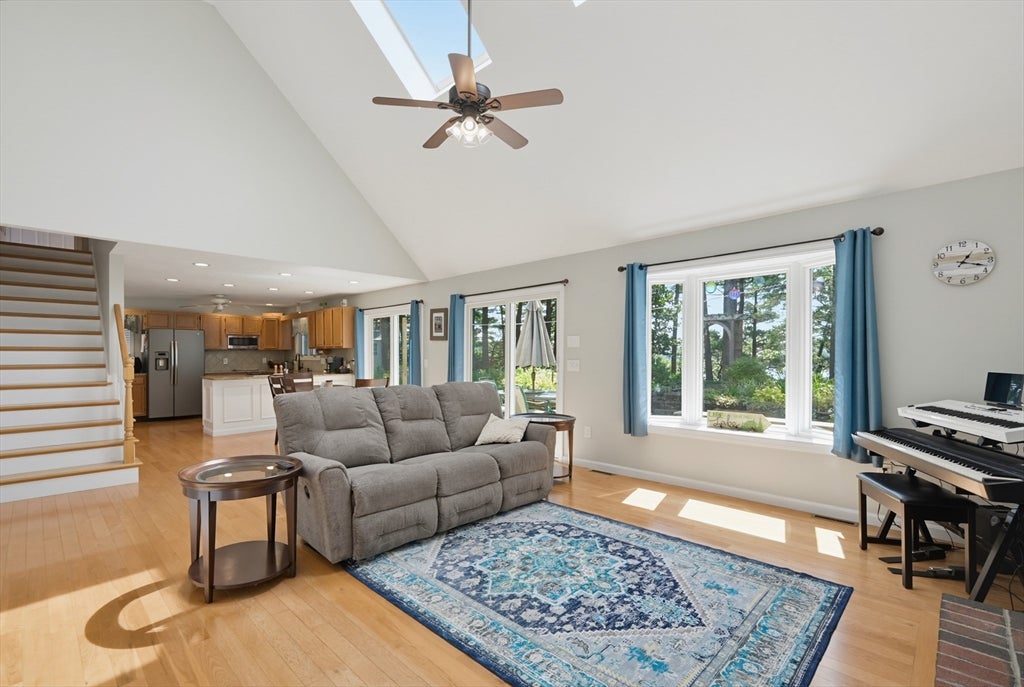 150 Lake Ridge Dr, Taunton, MA Photo #15