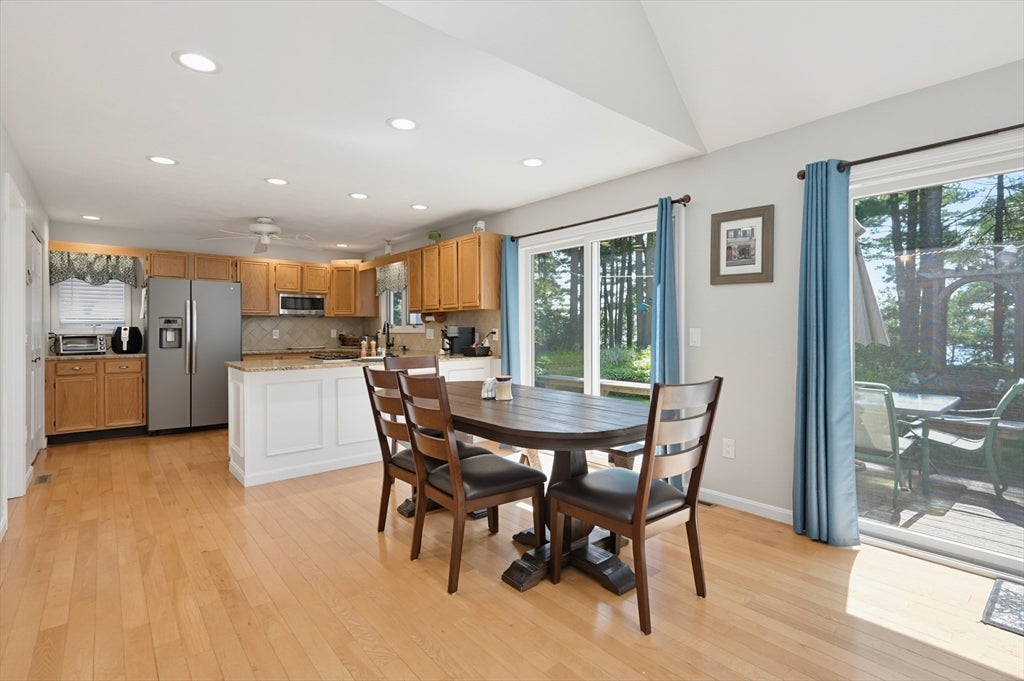 150 Lake Ridge Dr, Taunton, MA Photo #12